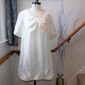 LEAP LIPPIN Cream Bow Blouse Bubble Dress Size Medium